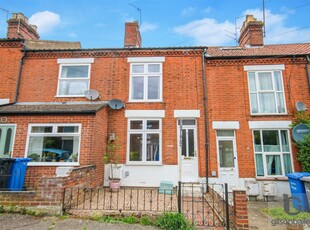 2 bedroom terraced house for sale in Patteson Road, Norwich, NR3