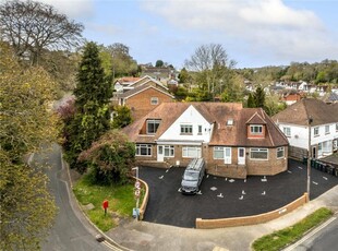 3 bedroom apartment for sale in Tongdean Lane, Withdean, Brighton, East Sussex, BN1