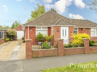 3 bedroom detached bungalow for sale in Moore Avenue, Sprowston, NR6