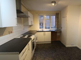 3 bedroom maisonette for rent in High Street, Orpington, Kent, BR6 0NB, BR6