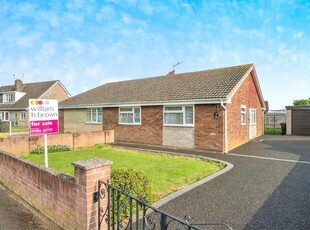 3 bedroom semi-detached bungalow for sale in Deansfield Close, Armthorpe, Doncaster, DN3