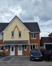 3 bedroom semi-detached house for rent in Johnson Road, Emersons Green, Bristol, BS16