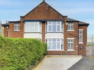 3 bedroom semi-detached house for sale in Ampthill Rise, Sherwood, Nottinghamshire, NG5 3AU, NG5