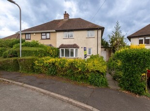3 bedroom semi-detached house for sale in Heol Gam, Pentyrch, Cardiff(City), CF15