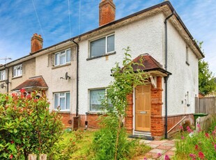 3 bedroom semi-detached house for sale in Lupin Road, Southampton, Hampshire, SO16