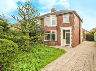 3 bedroom semi-detached house for sale in Sprotbrough Road, Sprotbrough, Doncaster, DN5