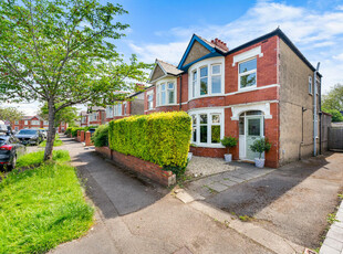 3 bedroom semi-detached house for sale in Tair Erw Road, Heath, Cardiff, CF14