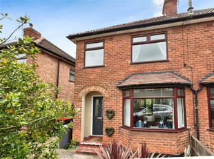 3 bedroom semi-detached house for sale in West Crescent, Beeston, NG9 1QE, NG9
