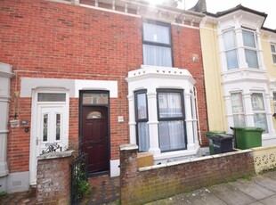 3 bedroom terraced house for rent in Posbrooke Road Southsea PO4