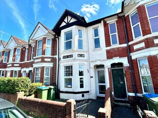 3 bedroom terraced house for sale in Emsworth Road, Shirley, Southampton, Hampshire, SO15