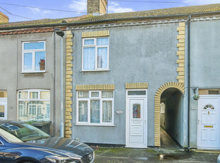 3 bedroom terraced house for sale in Silver Street, Peterborough, PE2