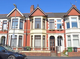 3 bedroom terraced house for sale in Soberton Avenue, Heath, Cardiff, CF14