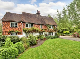 4 bedroom detached house for sale in Fairmans Lane, Brenchley, Kent, TN12