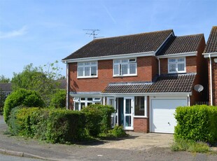 4 bedroom detached house for sale in Micawber Way, Chelmsford, CM1