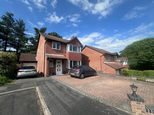 4 bedroom detached house for sale in Welland Gardens, West End, Southampton SO18 3PU, SO18