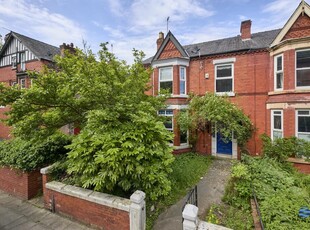 4 bedroom end of terrace house for sale in Cheltenham Avenue, Aigburth, L17