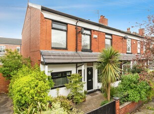 4 bedroom end of terrace house for sale in Laburnum Avenue, Swinton, Manchester, Greater Manchester, M27