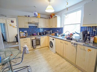 4 bedroom maisonette for rent in Jamaica Street, Stokes Croft, Bristol, BS2