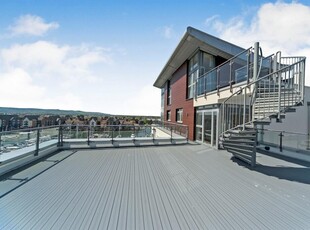 4 bedroom penthouse for sale in Midway Quay, Eastbourne, BN23