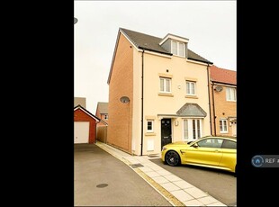 4 bedroom semi-detached house for rent in Picca Close, Cardiff, CF5