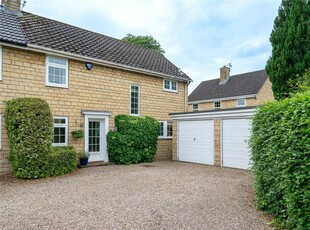 4 bedroom semi-detached house for sale in Beeches End, Boston Spa, LS23