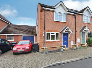 4 bedroom semi-detached house for sale in Holborn Crescent, Tattenhoe, Milton Keynes, Buckinghamshire, MK4
