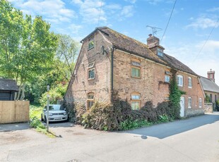 4 bedroom semi-detached house for sale in The Quarries, Boughton Monchelsea, ME17