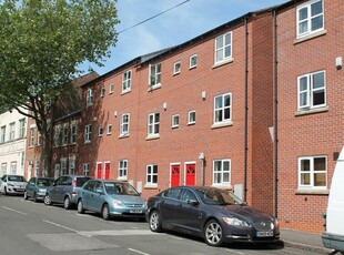 4 bedroom town house for rent in 152 North Sherwood Street, Nottingham, NG1 4EF, NG1