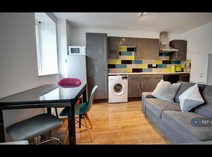 5 bedroom flat for rent in Baldwin Lofts, Bristol, BS1