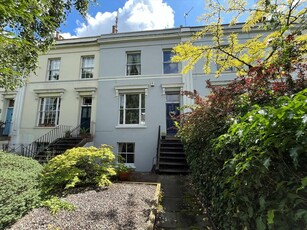 5 bedroom terraced house for sale in 5 bedroom house for sale on Prestbury Road, Cheltenham, Gloucestershire, GL52