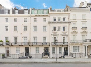 5 bedroom town house for sale in Lowndes Street, London, SW1X