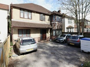6 bedroom house share for rent in 187 Burgess Road,Southampton, SO16