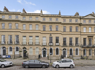 6 bedroom terraced house for sale in Sydney Place, Bath, BA2
