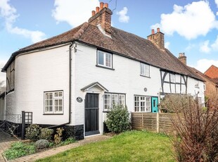 Cottage to rent in Farncombe Street, Godalming GU7
