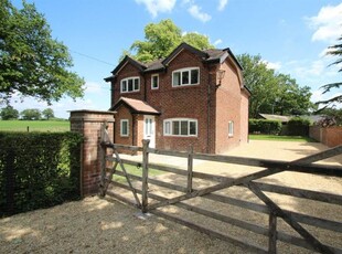 Cottage to rent in Meadow Cottage, Higher House Farm, Castle Mill Lane WA15