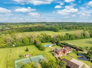 Country house for sale in The Haven, Billingshurst, West Sussex RH14