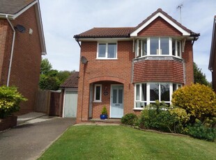 Detached house to rent in Alexandra Close, Seaford BN25
