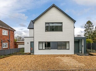 Detached house to rent in Alresford Road, Winchester SO23