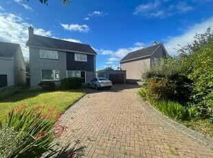 Detached house to rent in Baillieswells Crescent, Bieldside, Aberdeen AB15
