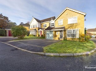 Detached house to rent in Duchess Close, Crowthorne, Berkshire RG45