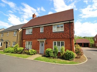 Detached house to rent in Isles Quarry Road, Borough Green TN15