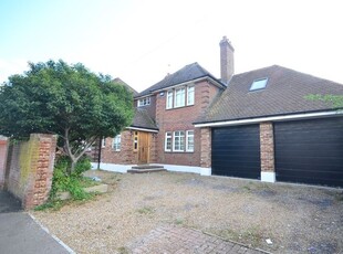 Detached house to rent in Osprey Avenue, Gillingham ME7