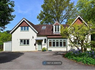 Detached house to rent in Pitch Hill, Ewhurst, Cranleigh GU6