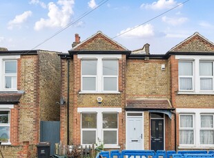 End Of Terrace House to rent - Foxbury Road, Bromley, BR1