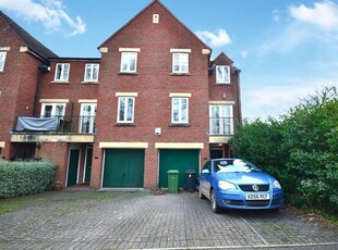 End terrace house to rent in Gras Lawn, Room A.S, Exeter EX2