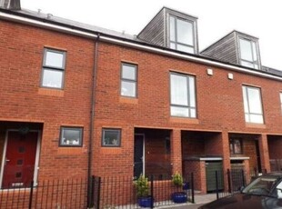 End terrace house to rent in Portview Road, Bristol BS11
