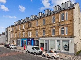 Flat for sale in West Clyde Street, Helensburgh, Argyll And Bute G84