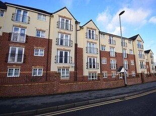 Flat to rent in Actonville Avenue, Wythenshawe, Manchester M22