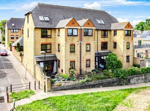 Flat to rent in Bailey Mews, Auckland Road, Cambridge CB5