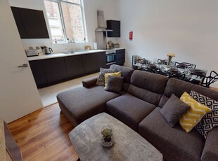 Flat to rent in Bold Street, Liverpool L1